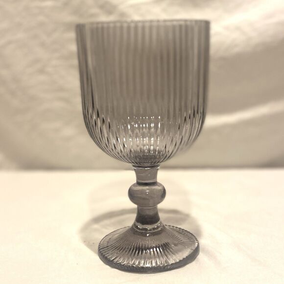 Vintage Light Gray Goblet Water Wine Glass Set Of 4 12 OZ  Excellent Condition - Picture 3 of 7